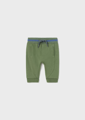 MAYORAL Spodnie długie dzianina dla chłopca w zielonym kolorze 1512-063